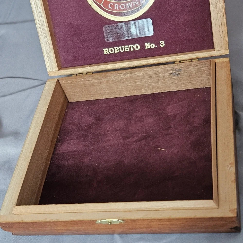 Diamond Crown Robusto No.3 Empty Cigar Box Wooden Velvet Lined‎ Hinged Humidor